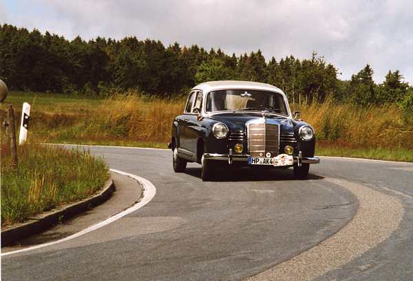 Mercedes 190D 112